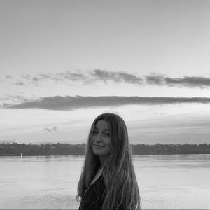 Meet your Posher, Bella